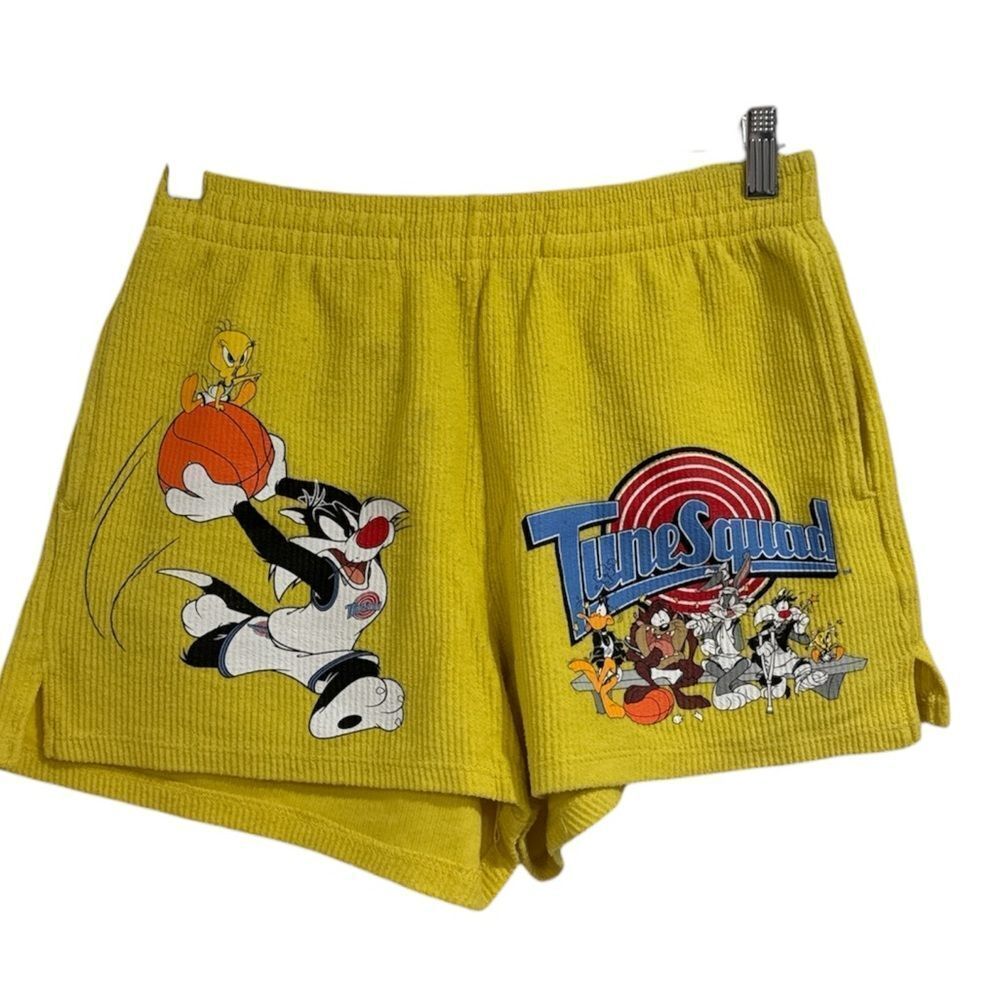 Space Jam Tune
Squad Graphic Cropped Tank Top And Short Set Yellow EUC